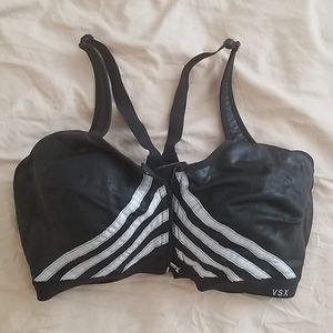 VSX Frontclose Sports Bra